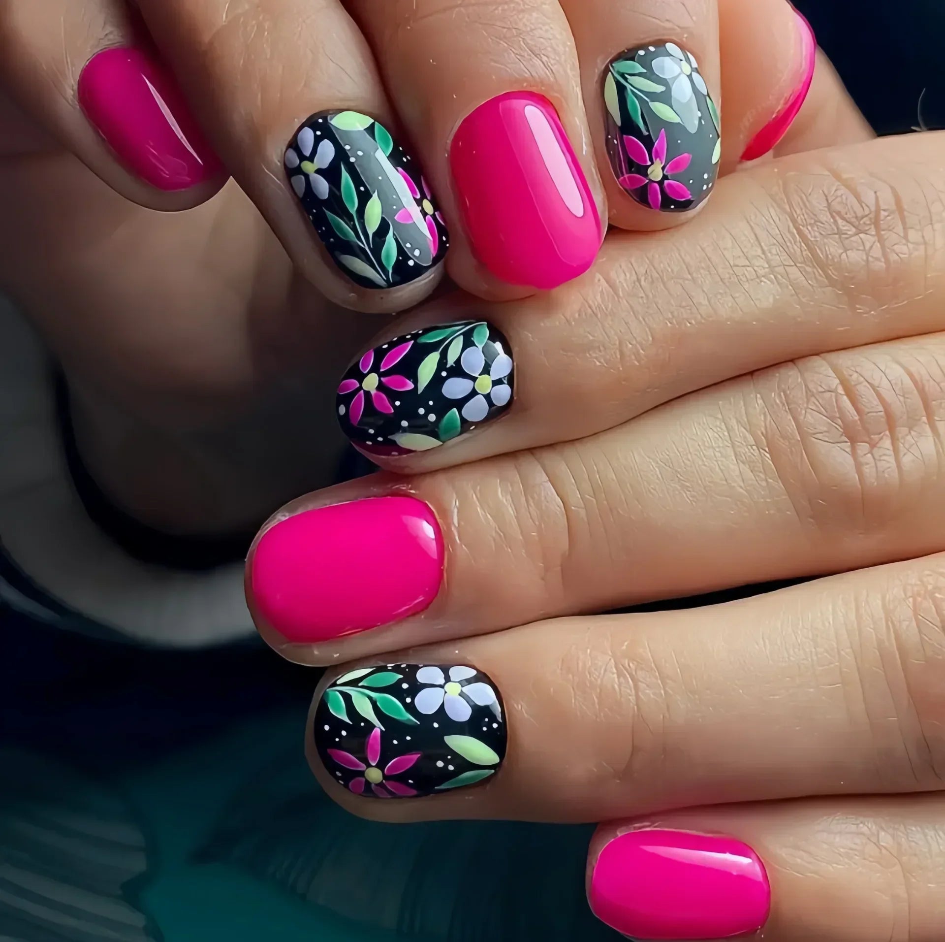 24Pcs Cute Green Square Press On Nails-5