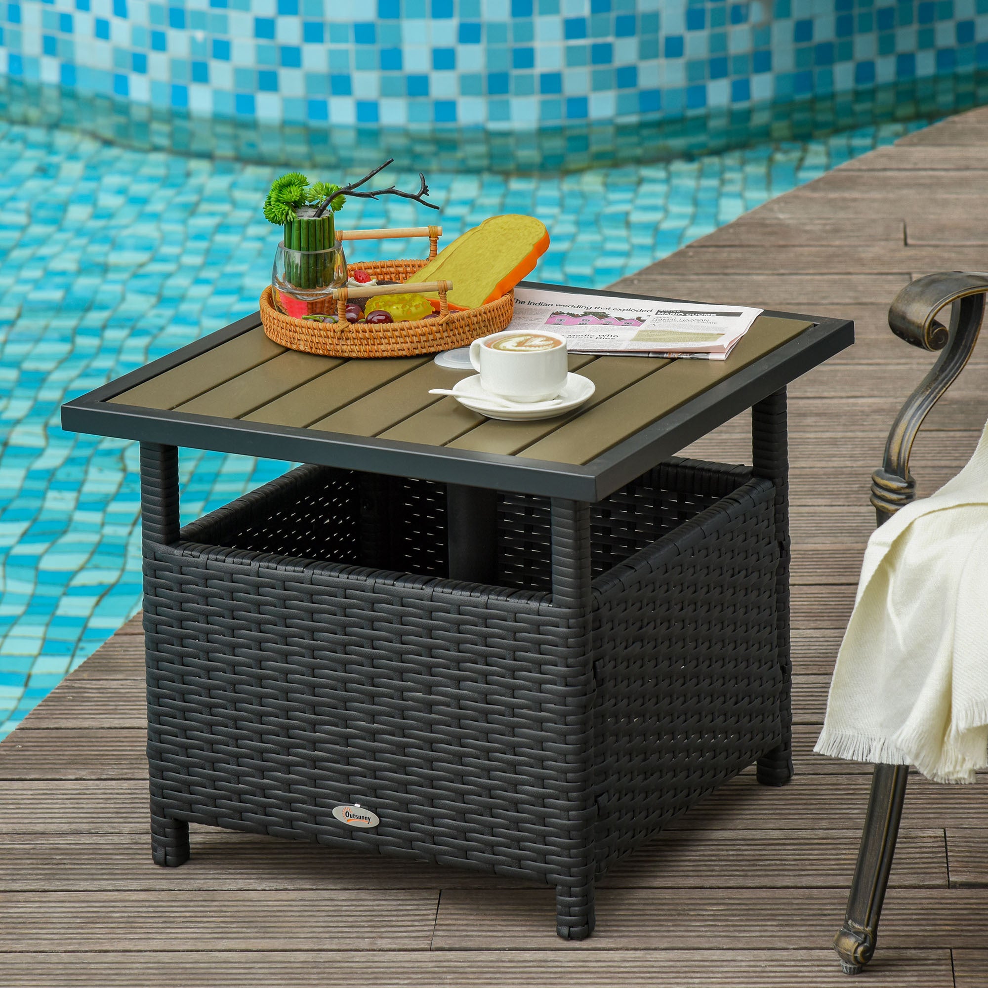 22 Steel PE Rattan Wicker Outdoor Patio Accent Table With Umbrella Hole Brown