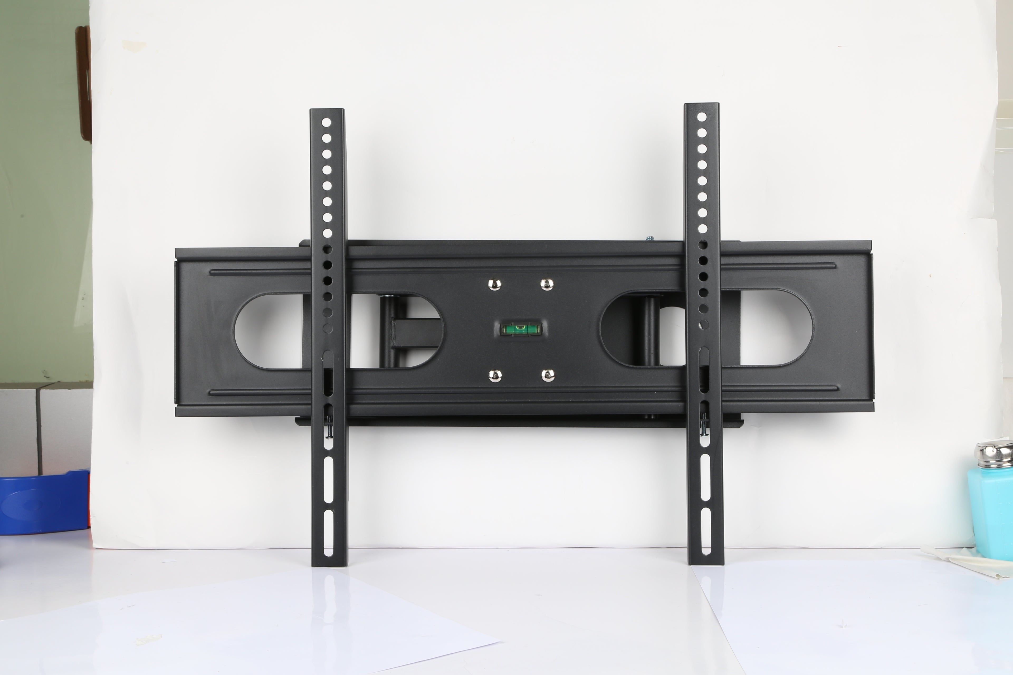 1Pc Full Motion TV Wall Mount Swivel Tilt TV Wall Rack Support 37in To 70in TV Wall Mount Max VESA Up To 600x400mm Holds Up To 99LBS