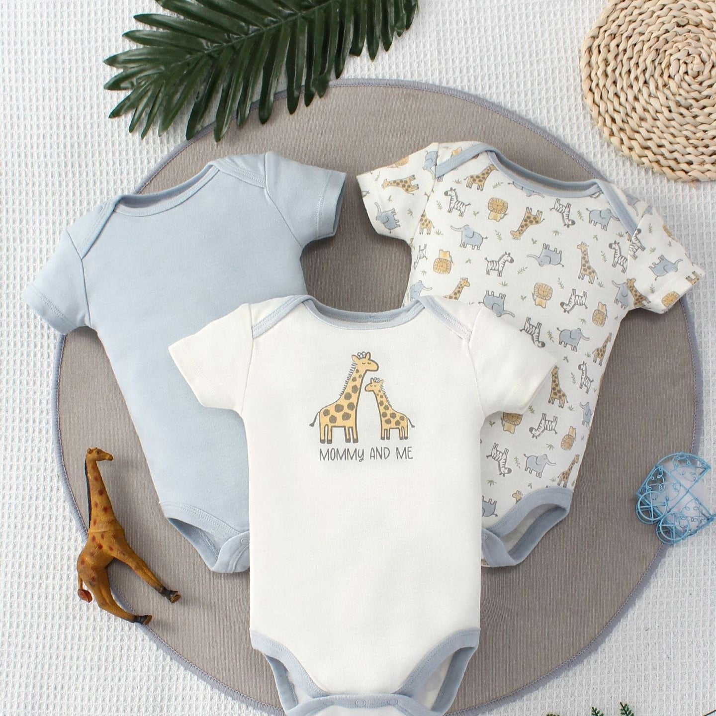 Baby's Jumpsuit Fashion Three-piece Suit